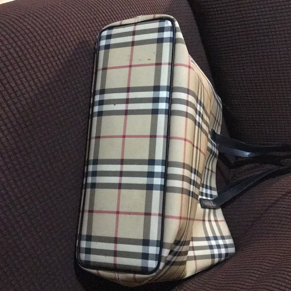 Burberry Tote Bag - Picture 2 of 5